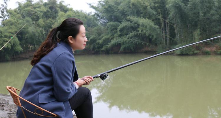 甲鱼垂钓宗师的开饵技巧（掌握关键，成为甲鱼钓技高手）