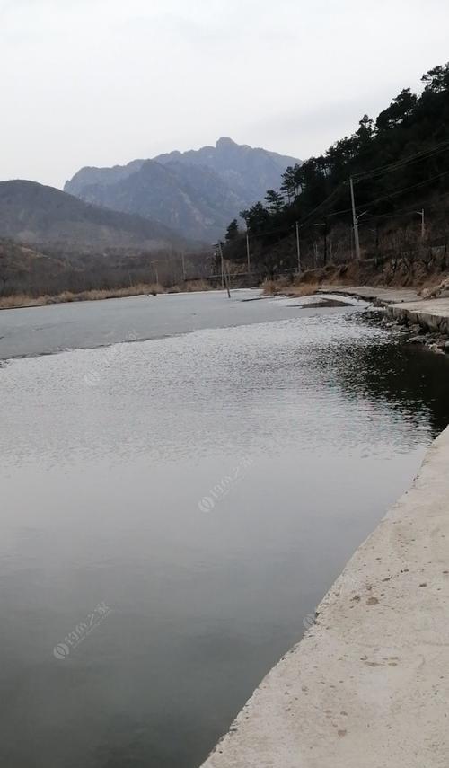 冬天大水库钓鱼技巧（享受寒冬，掌握大水库钓鱼的窍门）