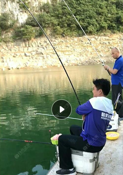 湖库钓鱼技巧（大水面湖库钓鱼的秘诀及技巧）
