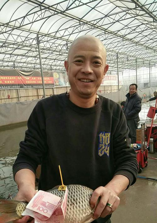 冬季大棚钓鱼技巧（冬季大棚钓鱼的关键技巧与经验分享）