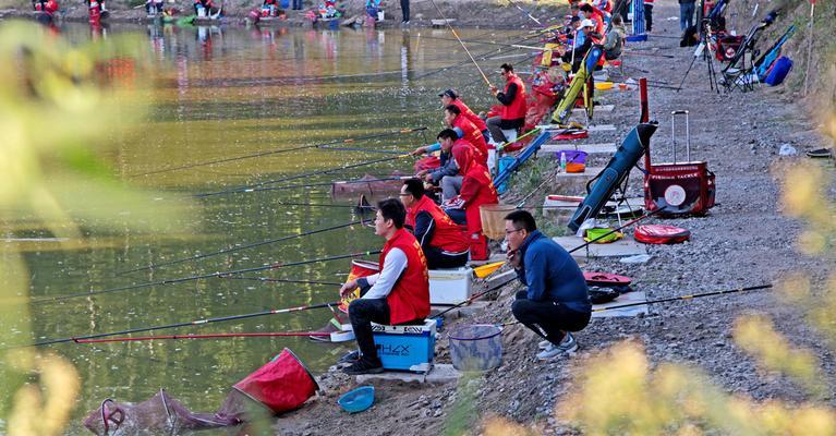 冬季黑坑钓鱼技巧与方法（钓鱼技巧）