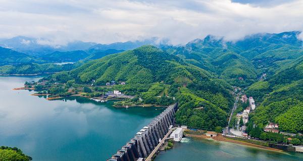 陡山水库上游河道钓鱼技巧与方法（享受自然的乐趣）