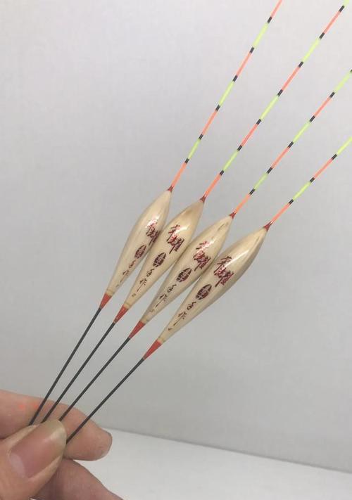 黑坑钓鱼挂玉米调漂技巧（提高黑坑钓鱼成功率的关键技巧）