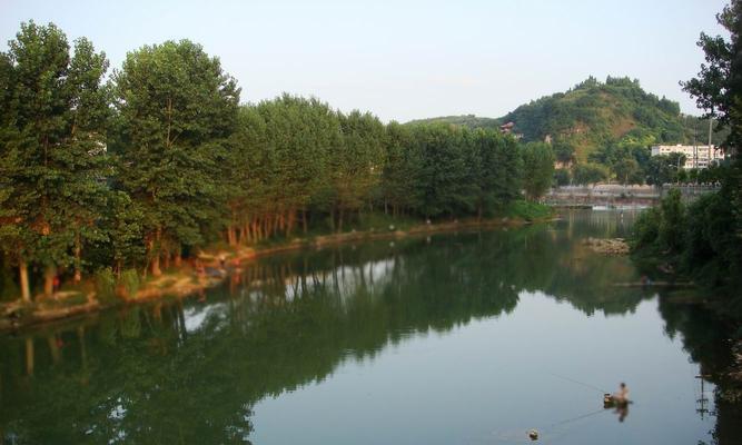 四川秋季河流野钓技巧（四川秋季河流野钓技巧分享）