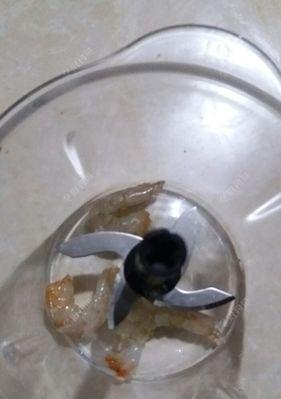 夜钓小青虾技巧（提高收获的技巧与经验分享）