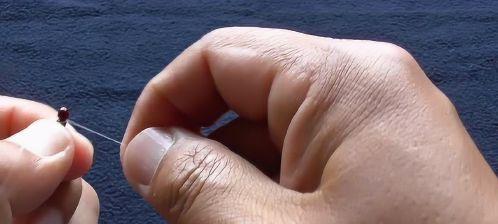 自制朝天钩钓鱼技巧有哪些？使用时应注意什么问题？