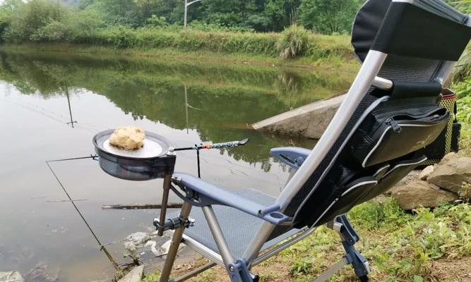 走水野钓草鱼的最佳方法和技巧是什么？如何提高走水野钓草鱼的成功率？