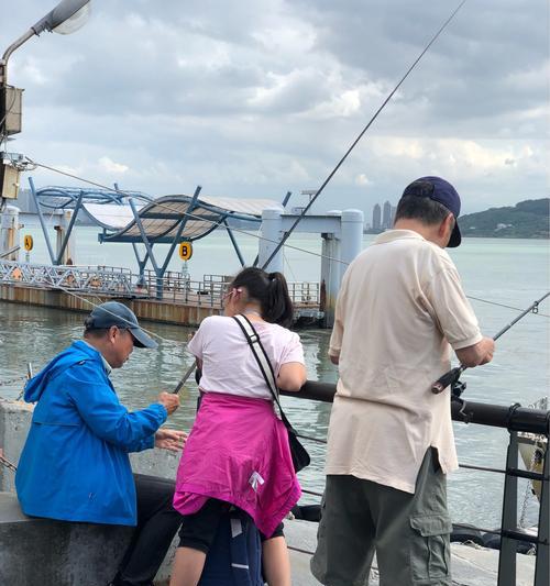 大海漂浮钓鱼方法和技巧是什么？如何提高钓鱼效率？