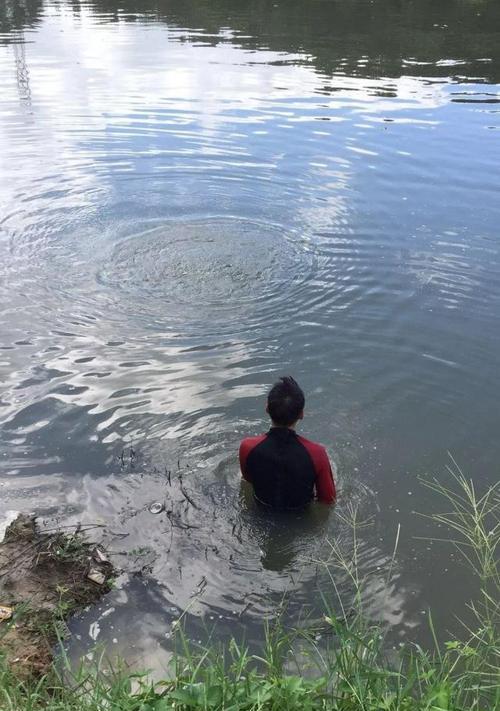 大河涨水切水浑钓鱼技巧是什么？如何应对浑水钓鱼的挑战？