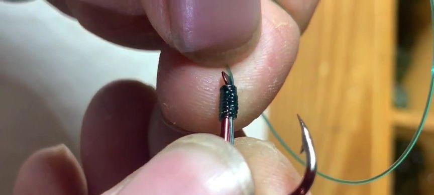 如何快速掌握钓鱼绑钩的技巧？绑钩教程有哪些常见问题解答？