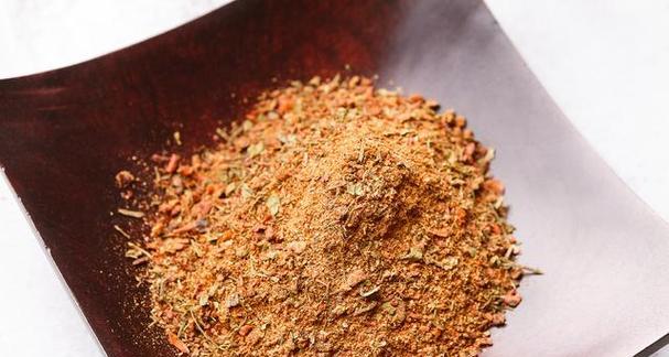 如何自制高效钓鱼饵料？配制过程中常见问题有哪些？