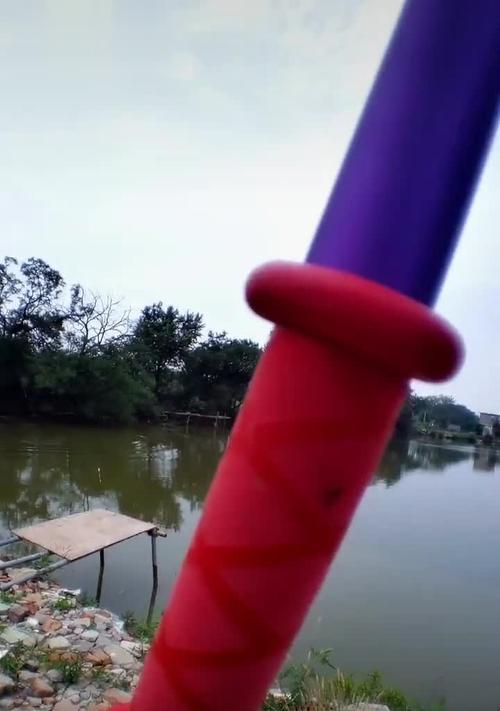 如何防止钓鱼时拔河？掌握这些技巧轻松应对！