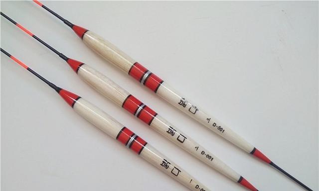 如何选择合适的钓鱼浮漂？使用技巧有哪些？