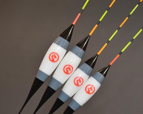 如何选购钓鱼浮漂？使用技巧有哪些？