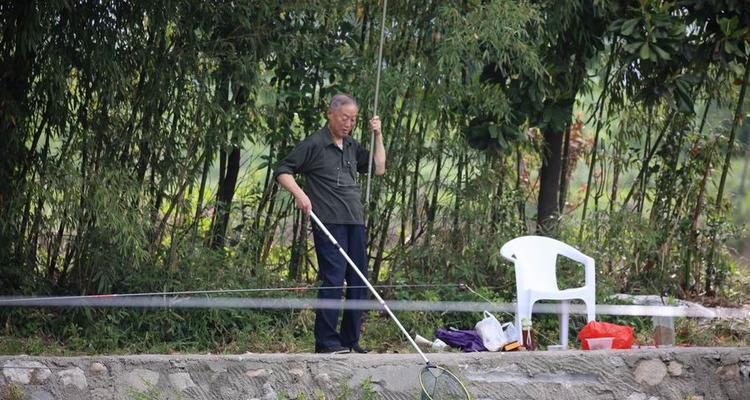 如何掌握钓鱼挥杆划弧技巧？常见错误有哪些？