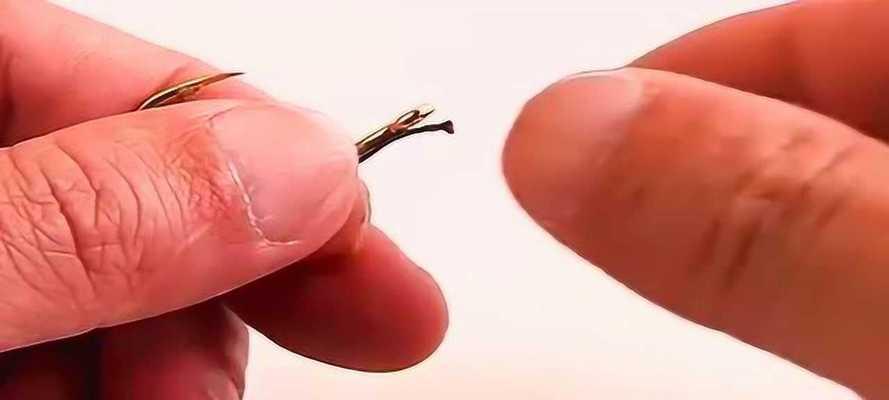 如何正确绑钩提高钓鱼效率？绑钩方法有哪些常见错误？