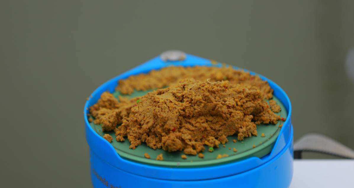 钓鱼技巧打窝用什么配料最好呢？如何选择最佳的打窝配料？
