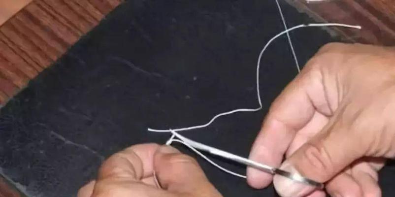 如何掌握目前最好的绑钩方法？钓鱼技巧中绑钩的正确步骤是什么？
