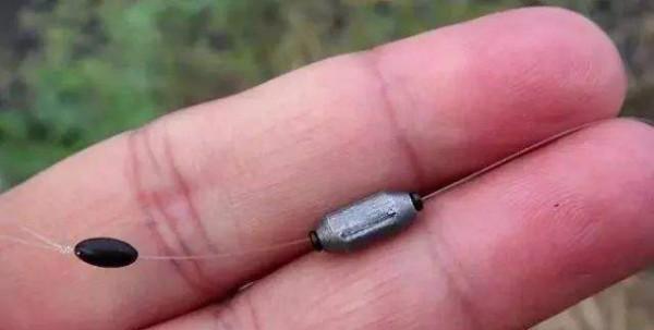钓鱼技巧如何正确找底？找底的正确方法是什么？