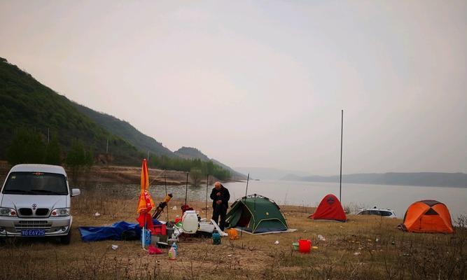 冬季北方水库钓鱼技巧有哪些？如何应对低温挑战？