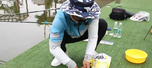 冬季钓鱼高手浅谈作钓技巧？如何应对低温天气的钓鱼挑战？
