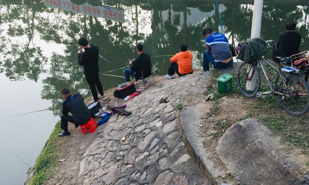 冬季天气热钓鱼技巧？如何应对温度变化提高钓鱼成功率？