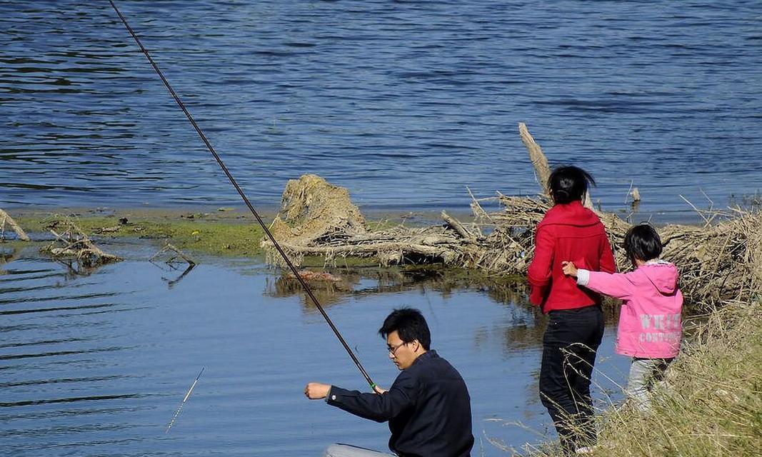 冬季天气热钓鱼技巧？如何应对温度变化提高钓鱼成功率？