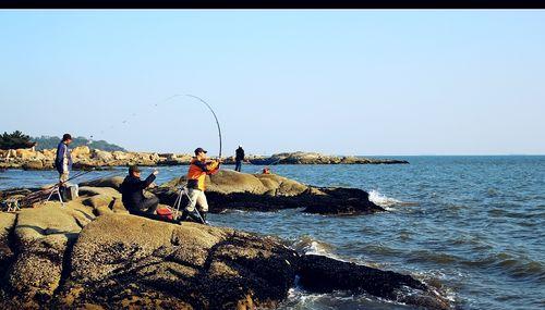 海边大桥钓鱼技巧教程？如何在海边大桥上成功钓到鱼？